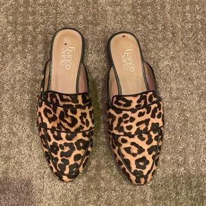 Franco Sarto leopard print sz 8 shoe. Worn once. Like new. Smoke free home.